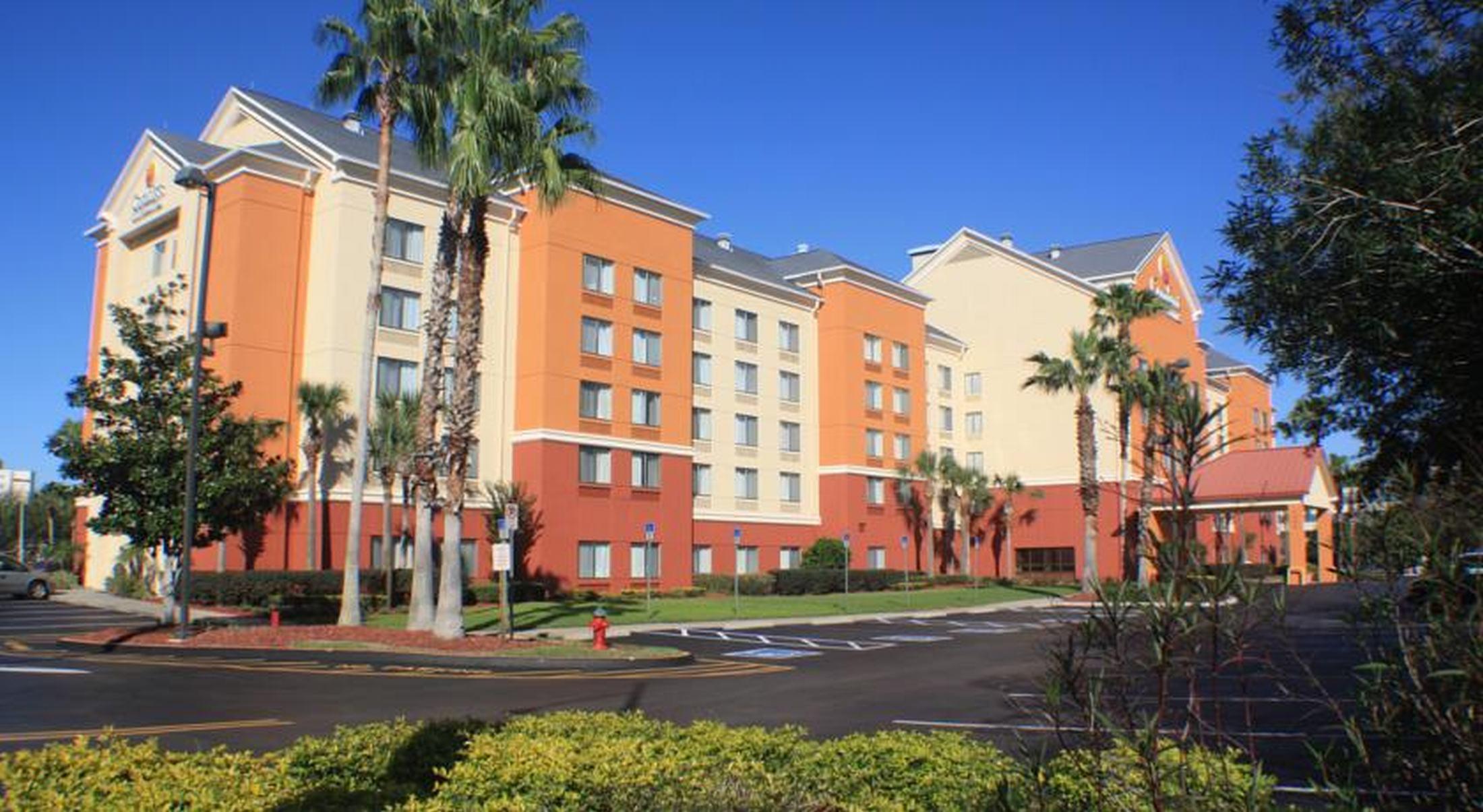 Comfort Inn & Suites Near Universal Orlando Resort-Convention Ctr Esterno foto
